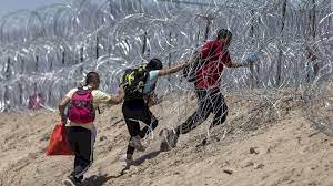Estados Unidos permite cortar alambre de púas en frontera con México.
